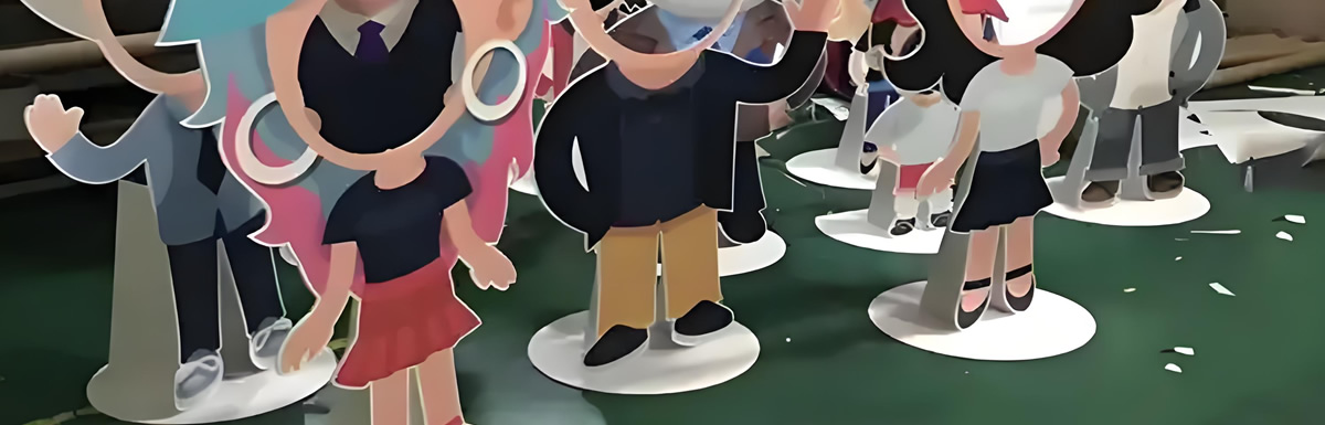 人形展架